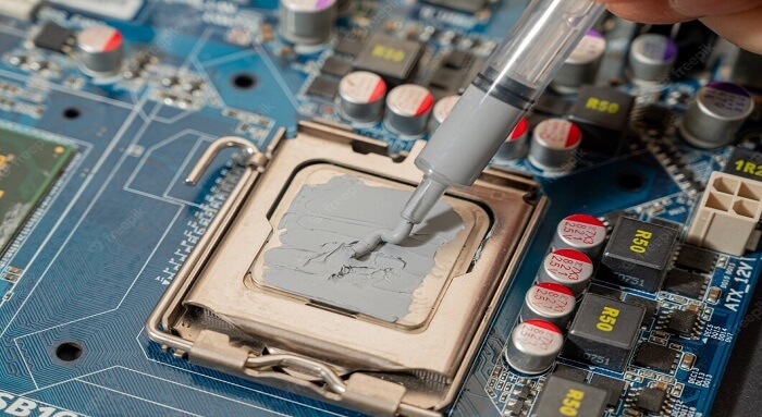 Clean Thermal Paste on CPU Socket